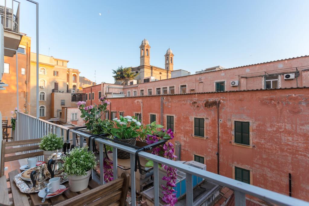 Townhouse By The Spanish Steps Řím Pokoj fotografie